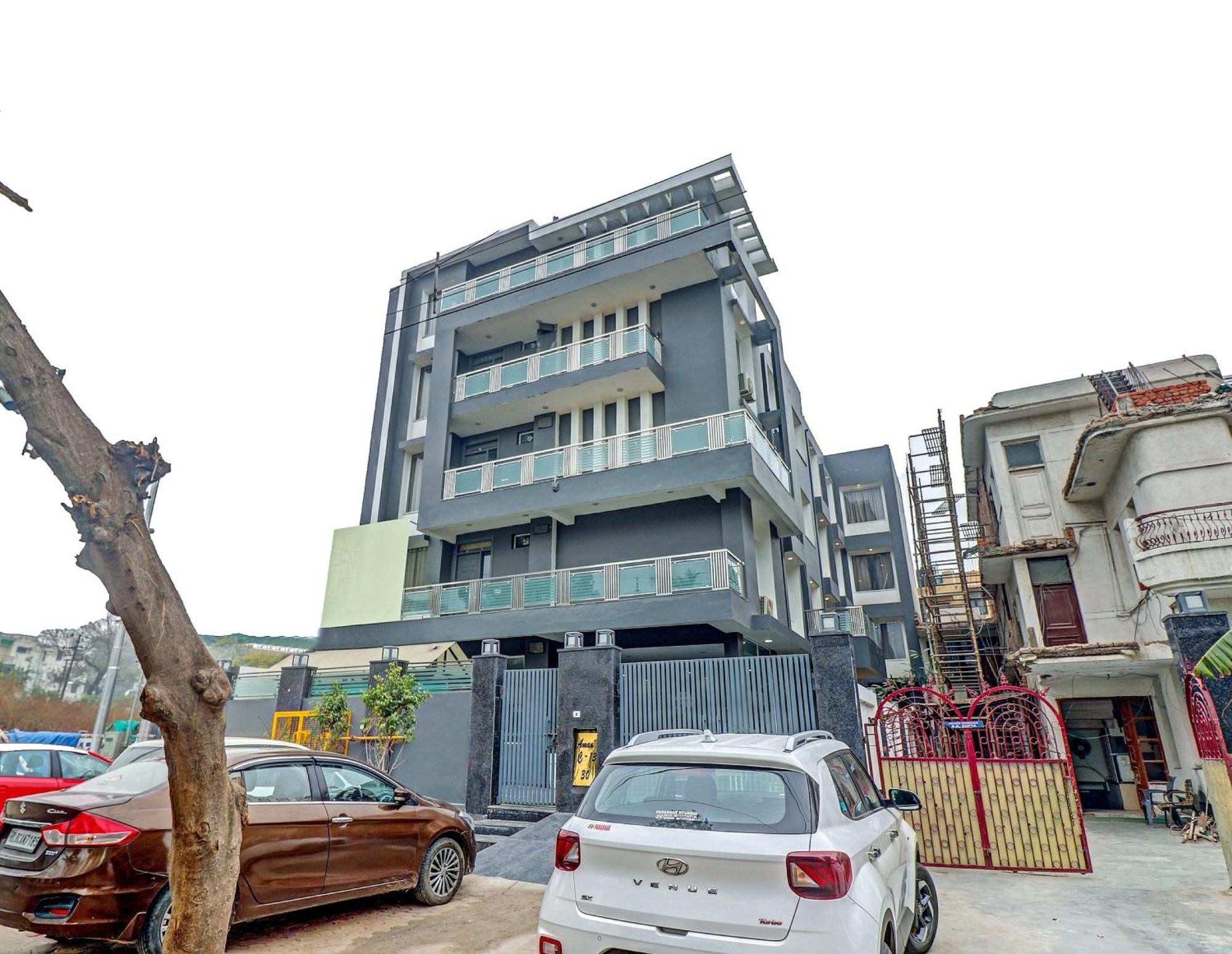 Townhouse Sector 30 Near Botanic Garden Of Indian Republic Hotel Noida Exterior photo