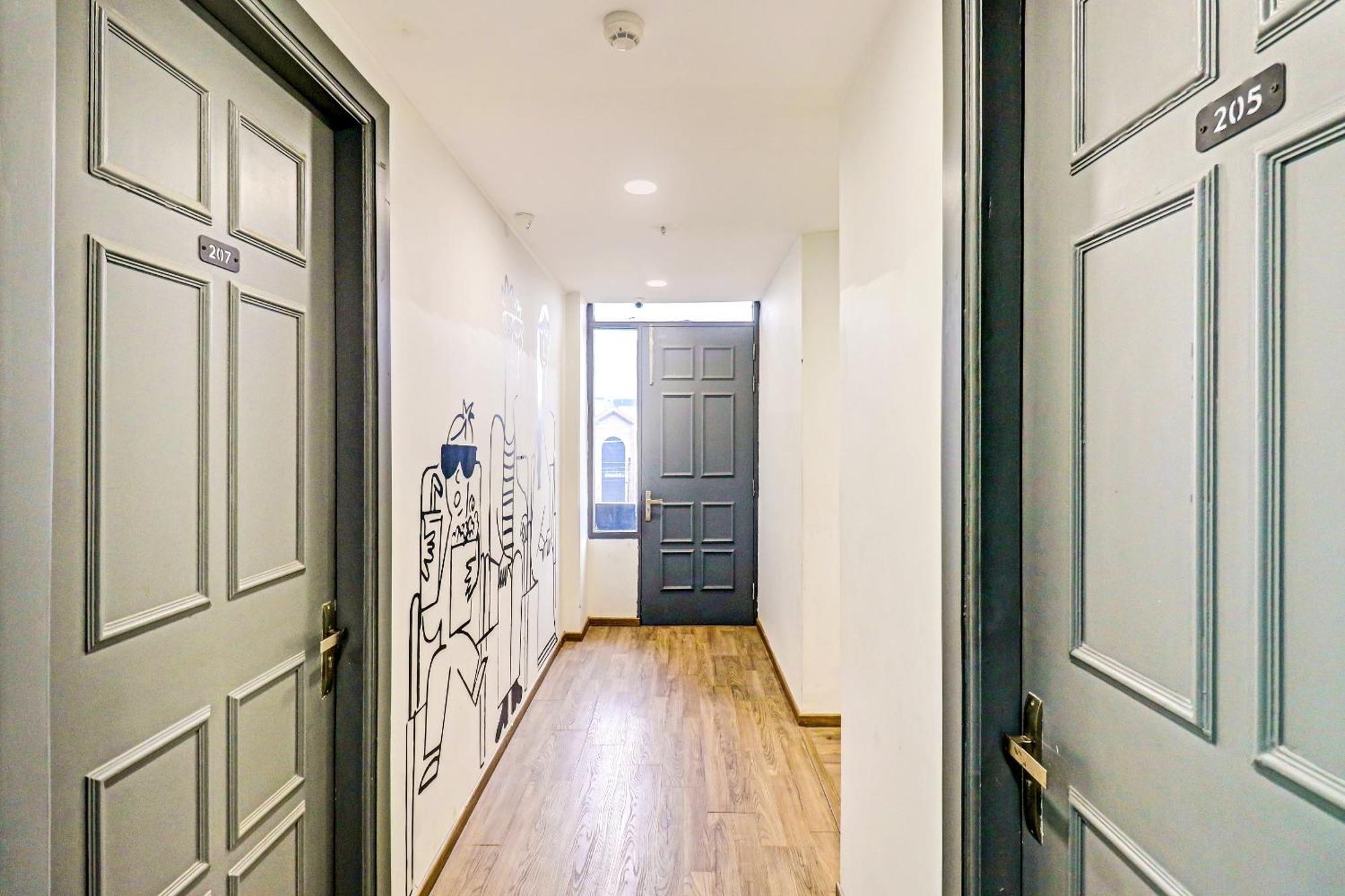 Townhouse Sector 30 Near Botanic Garden Of Indian Republic Hotel Noida Exterior photo