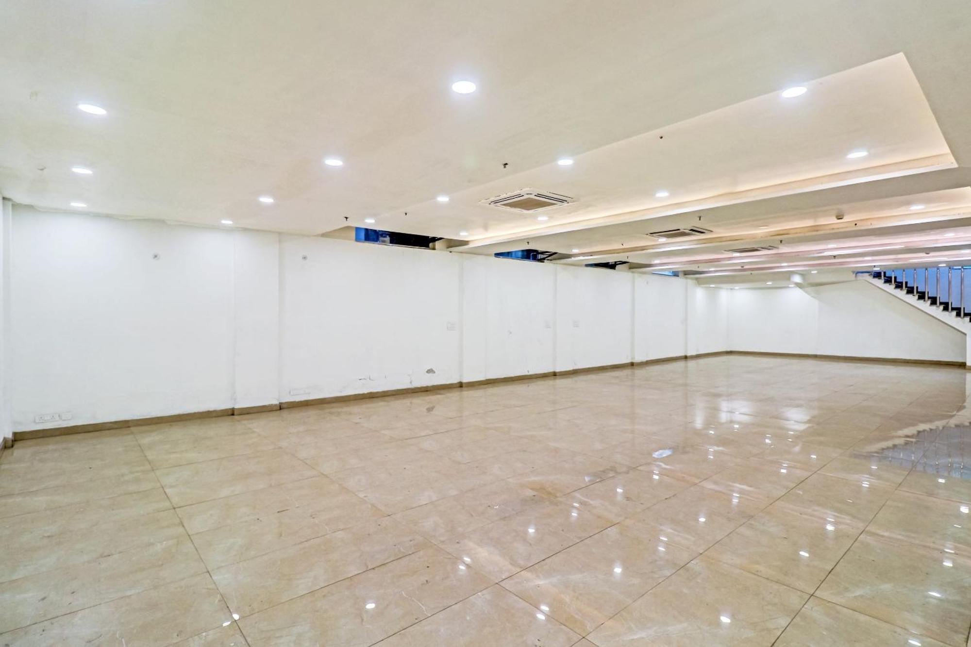 Townhouse Sector 30 Near Botanic Garden Of Indian Republic Hotel Noida Exterior photo